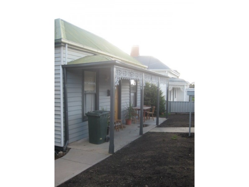 135 Eaglehawk Road, Long Gully VIC 3550