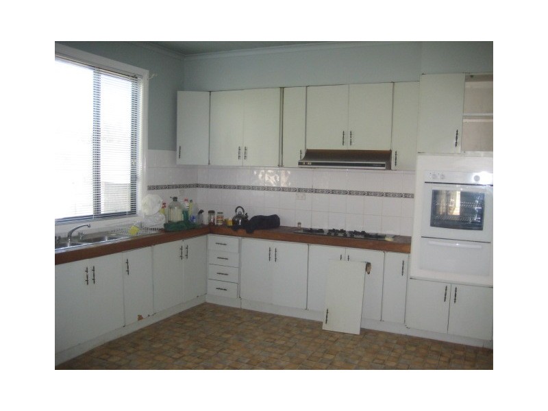 135 Eaglehawk Road, Long Gully VIC 3550