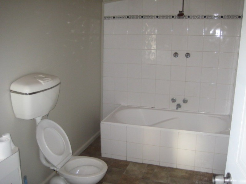 135 Eaglehawk Road, Long Gully VIC 3550