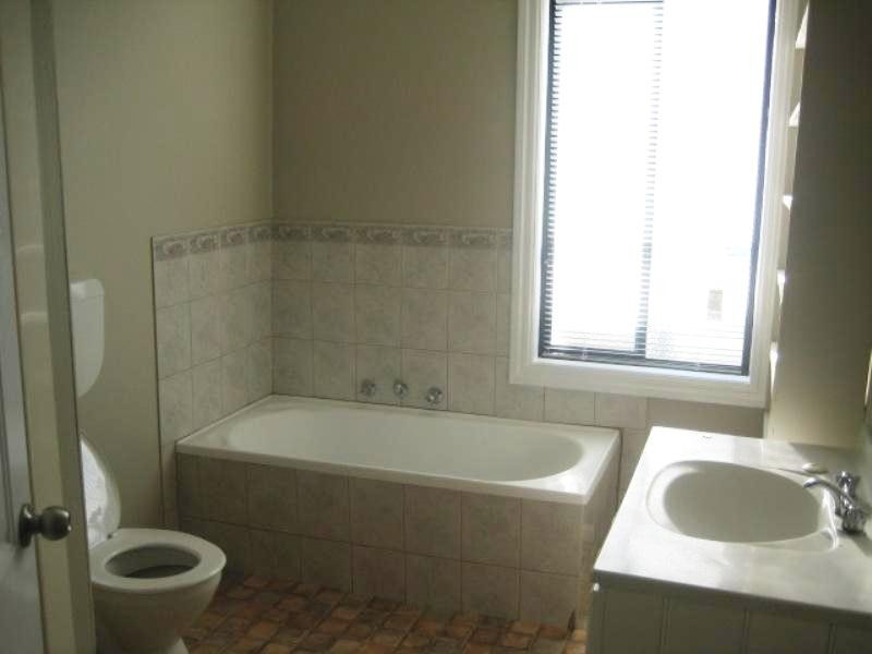 135 Eaglehawk Road, Long Gully VIC 3550