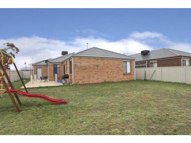 38 Cooba Drive, Epsom VIC 3551