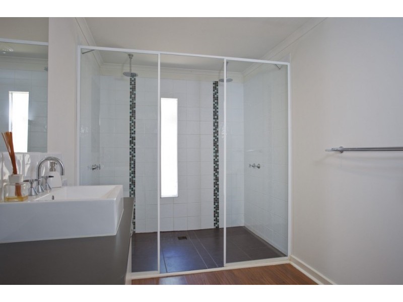 263 Eaglehawk Road, California Gully VIC 3556