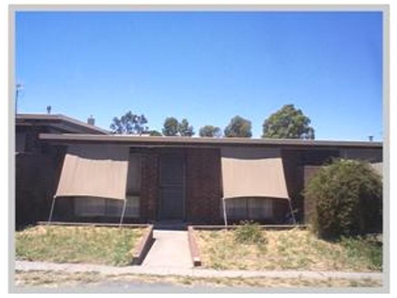 2/30 Duncan Street, Long Gully VIC 3550