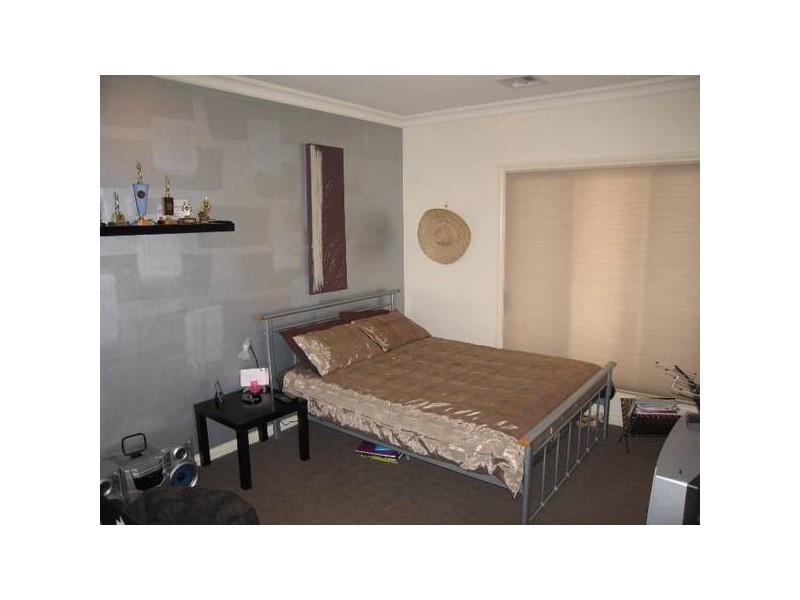 36 Crook Street, Kennington VIC 3550