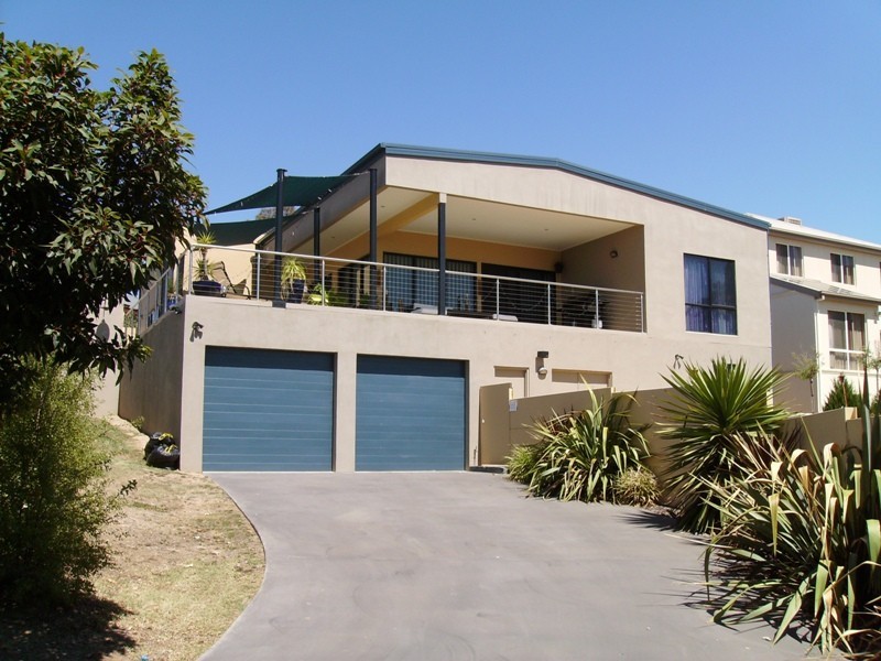 1 The Lane, Strathdale VIC 3550