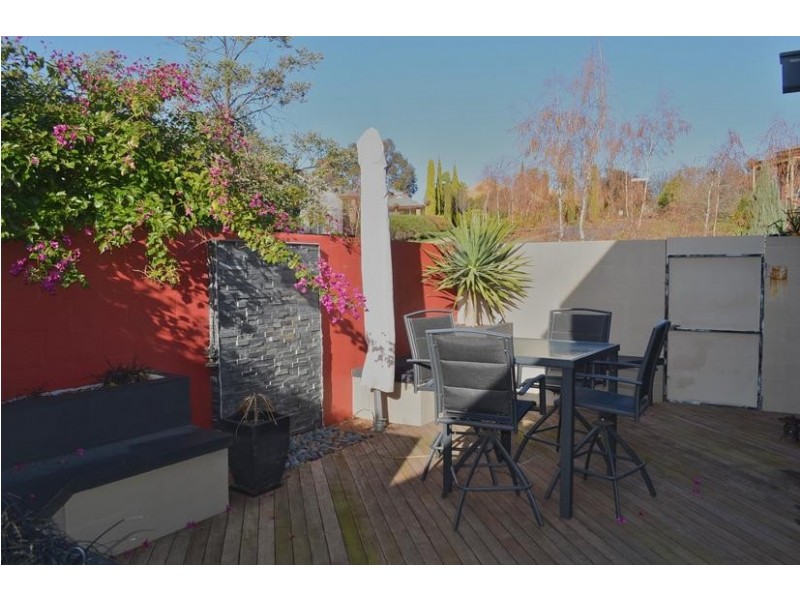 1 The Lane, Strathdale VIC 3550