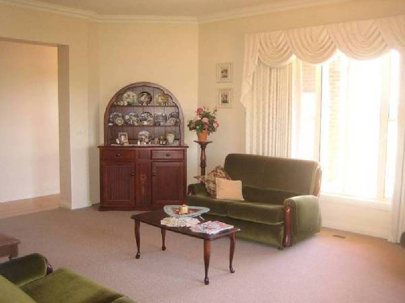 3 Dallas Drive, Spring Gully VIC 3550