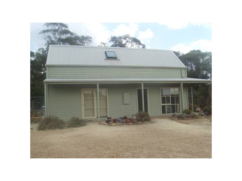40 Pentlands Road, Mandurang VIC 3551