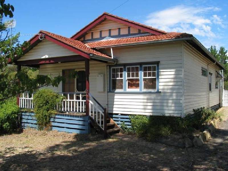 12 Martin Street, Golden Gully VIC 3555