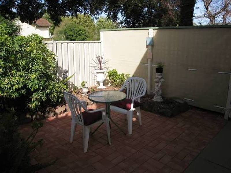 6 Dungey Avenue, Flora Hill VIC 3550