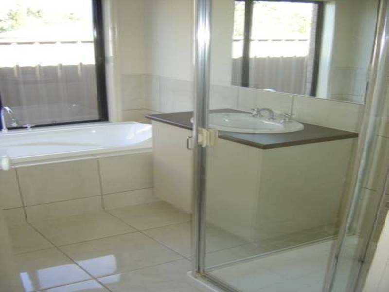 2C Symonds Street, Golden Square VIC 3555