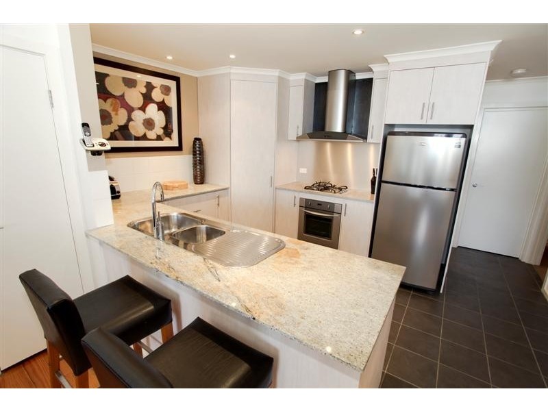 3 Hoskins Street, Quarry Hill VIC 3550