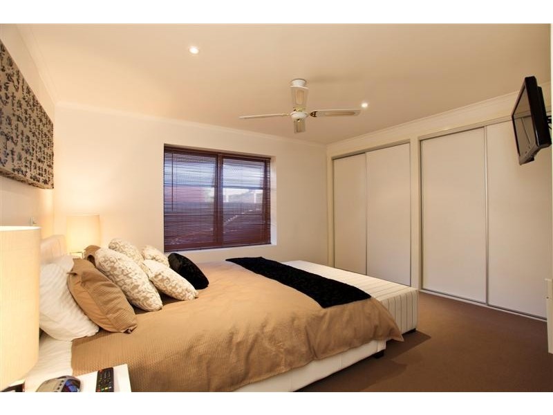 3 Hoskins Street, Quarry Hill VIC 3550
