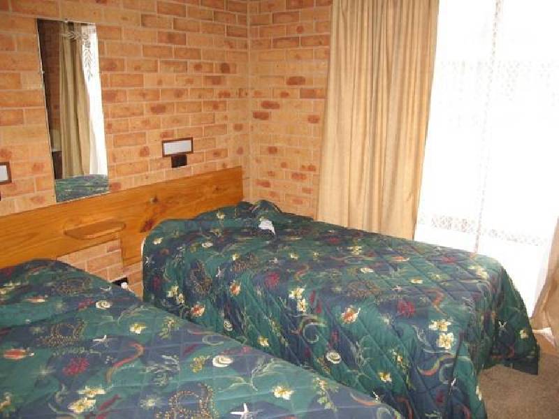 420 High Street, Golden Square VIC 3555