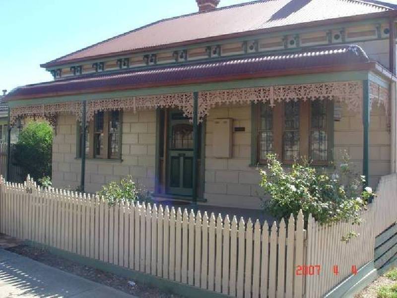 90 Olinda Street, Quarry Hill VIC 3550