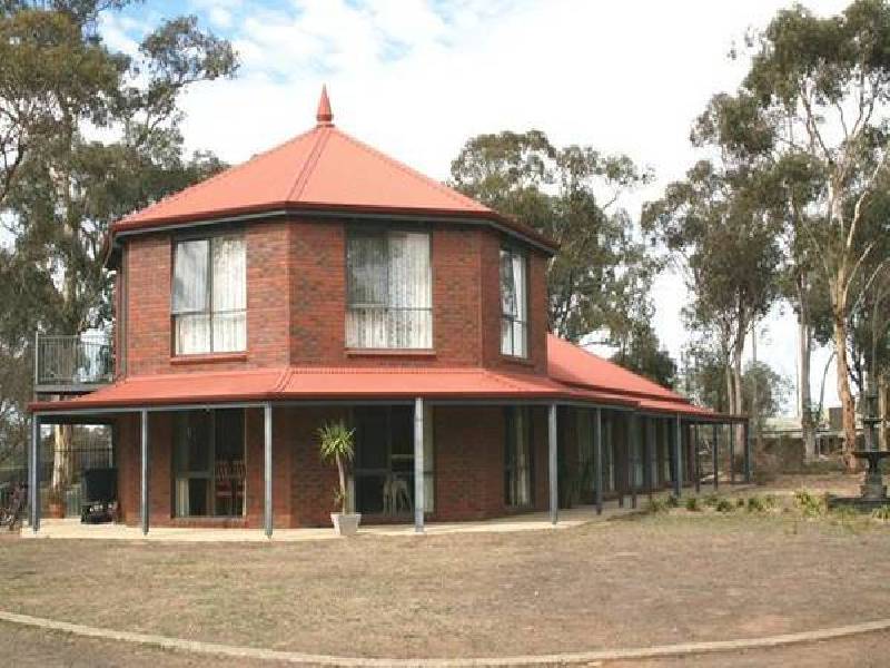 11 Somerville Road, Strathfieldsaye VIC 3551
