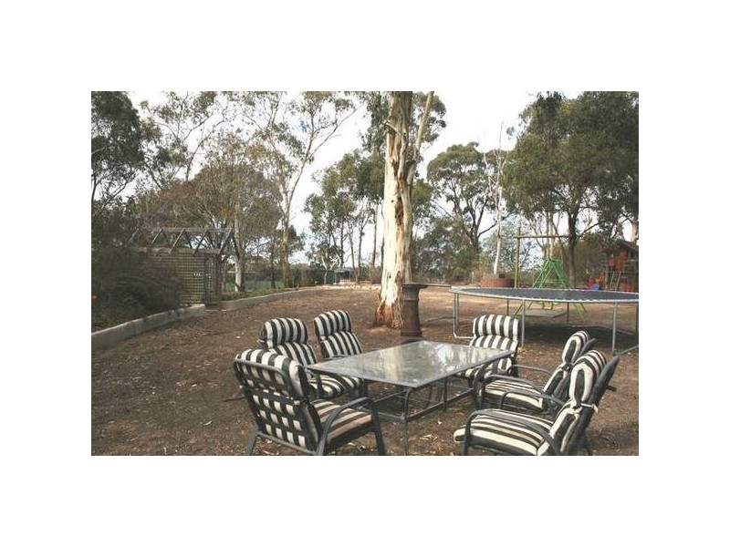 11 Somerville Road, Strathfieldsaye VIC 3551