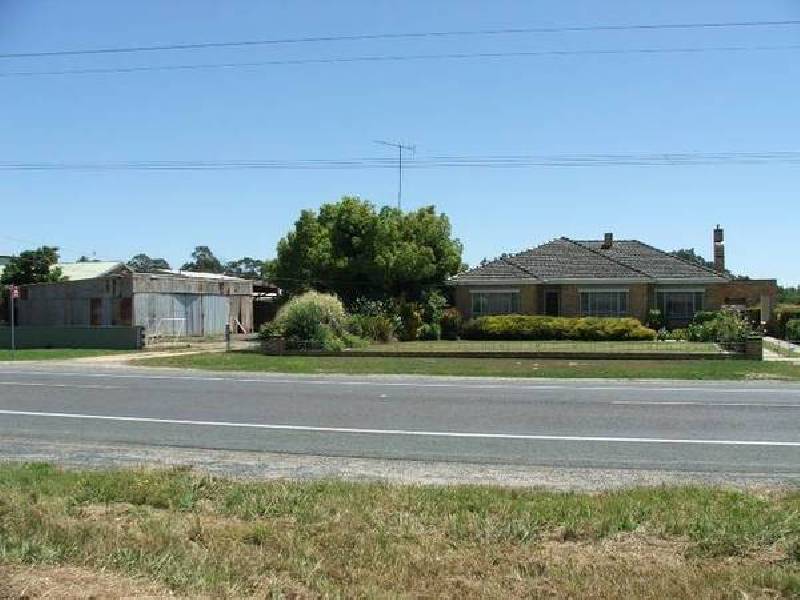 223 – 237 Midland Highway, Epsom VIC 3551