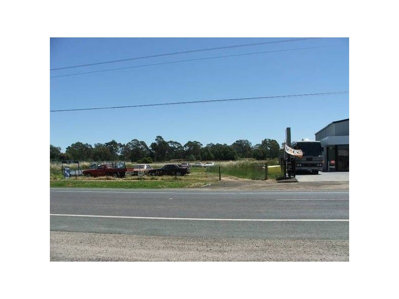 223 – 237 Midland Highway, Epsom VIC 3551