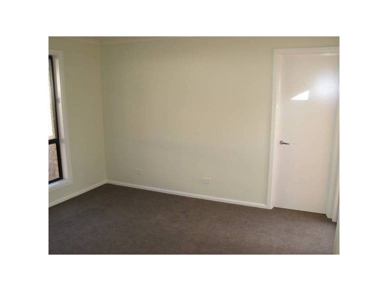 4/8 Dove Court, Eaglehawk VIC 3556