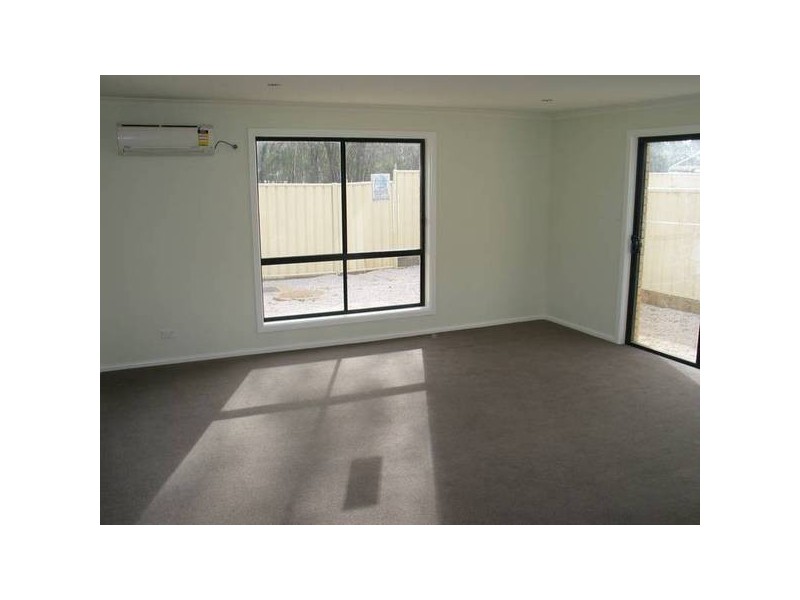 4/8 Dove Court, Eaglehawk VIC 3556