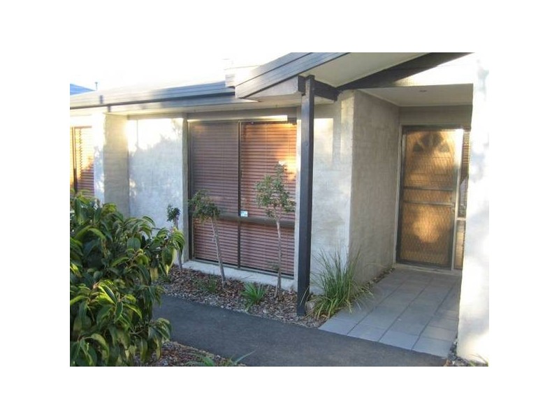 50 Olympic Parade, Kangaroo Flat VIC 3555