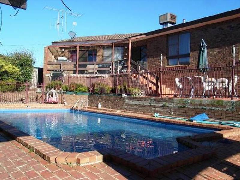 5 Kinrap Street, Kangaroo Flat VIC 3555