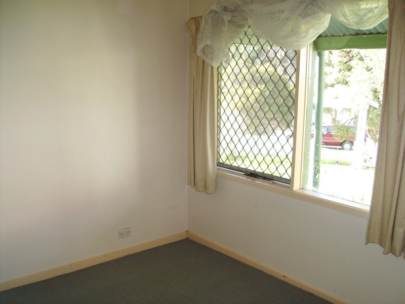 49 Maple Street, Golden Square VIC 3555