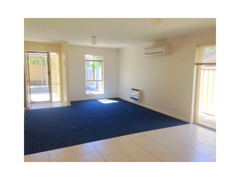 2/22 Mahon Avenue, Strathdale VIC 3550