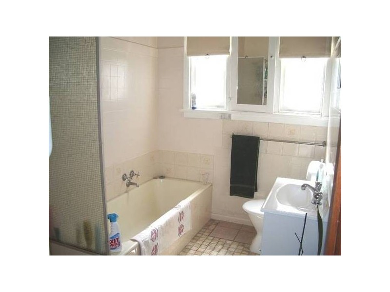 Caledonia Street, Bendigo VIC 3550