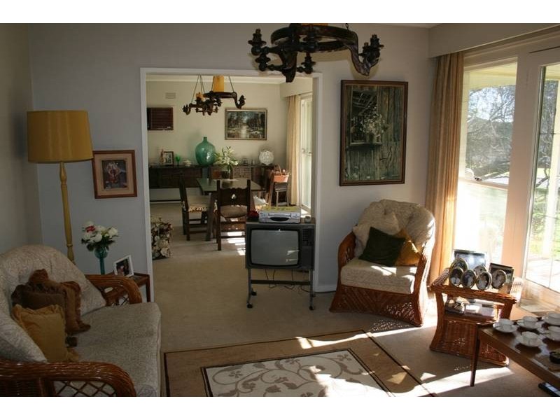 25 Steane Street, Kennington VIC 3550