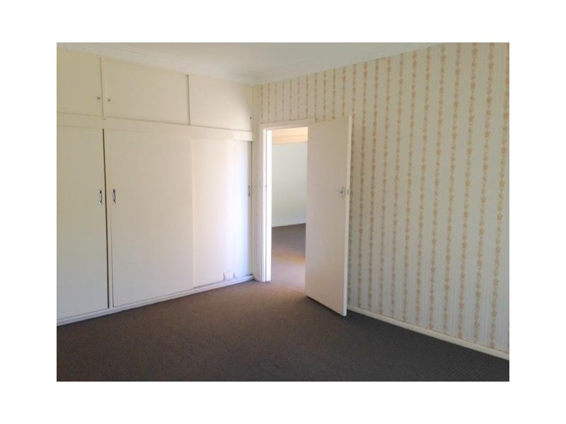 27 Park Street, Strathdale VIC 3550