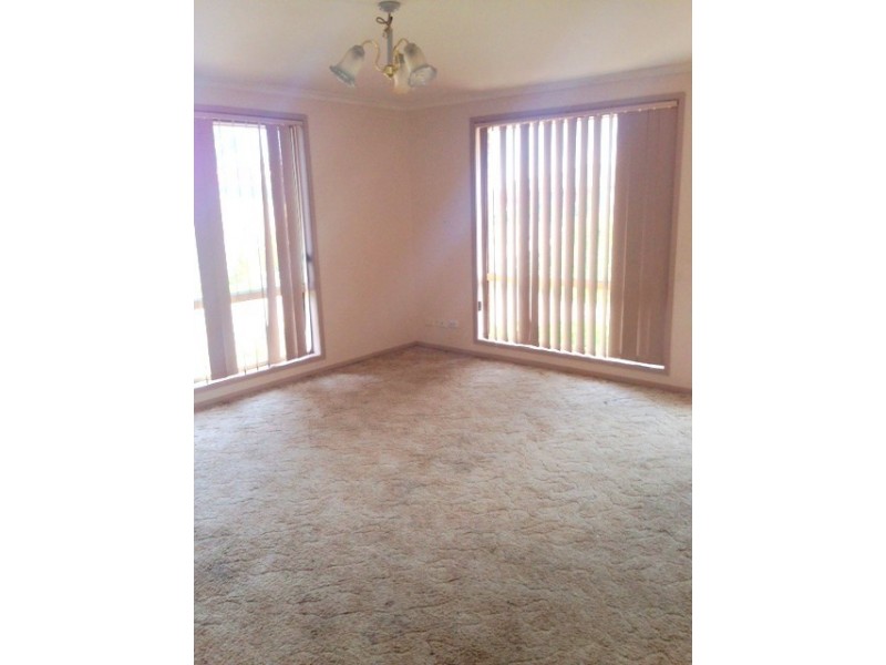 1/23 Sherwood Drive, Flora Hill VIC 3550