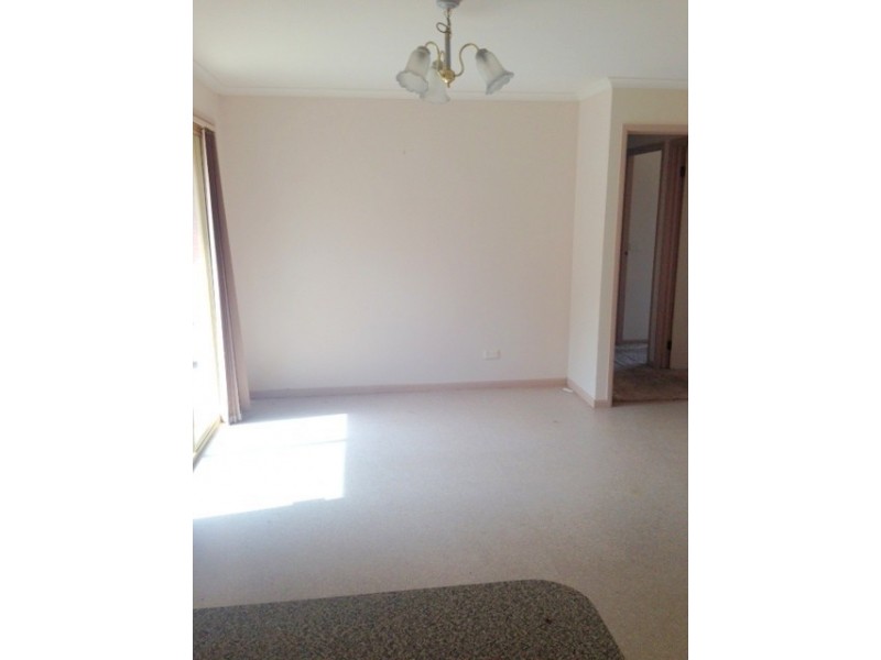 1/23 Sherwood Drive, Flora Hill VIC 3550