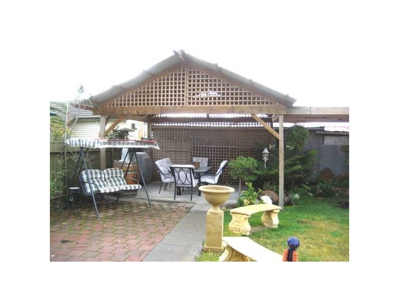 Holdsworth Road, Bendigo VIC 3550