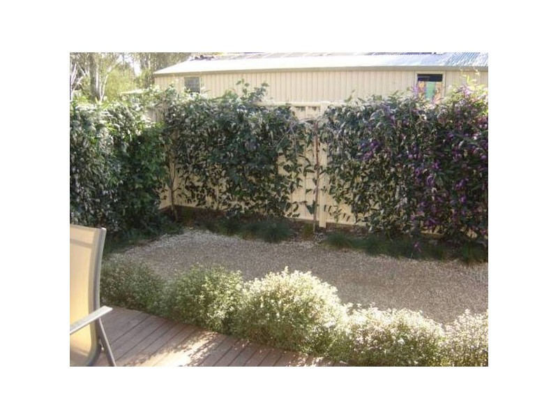 18 Symes Street, Kangaroo Flat VIC 3555
