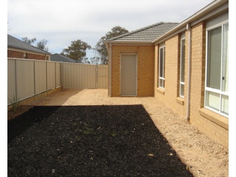 53 Botanical Drive, Epsom VIC 3551