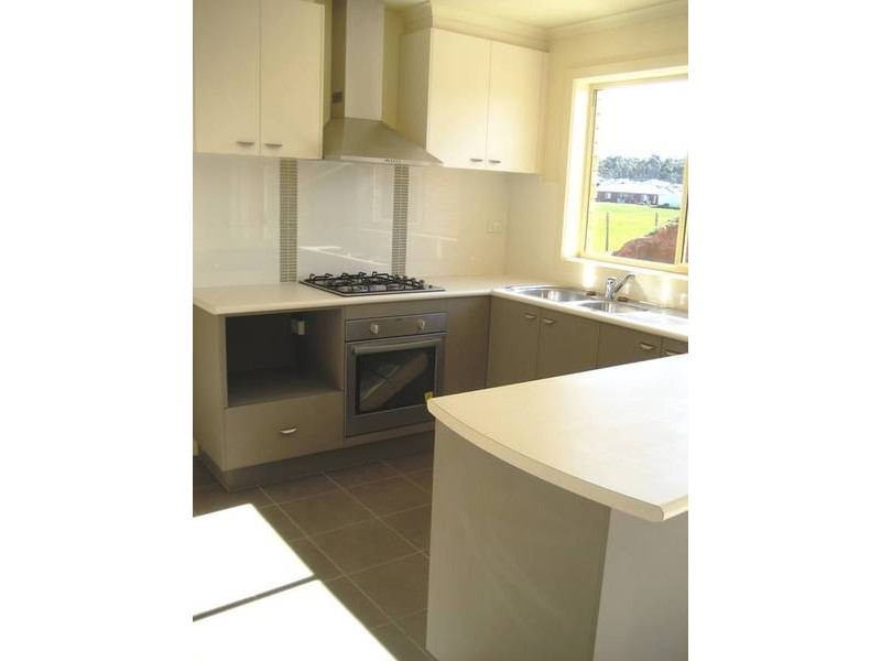 12 Athena Way, Strathfieldsaye VIC 3551