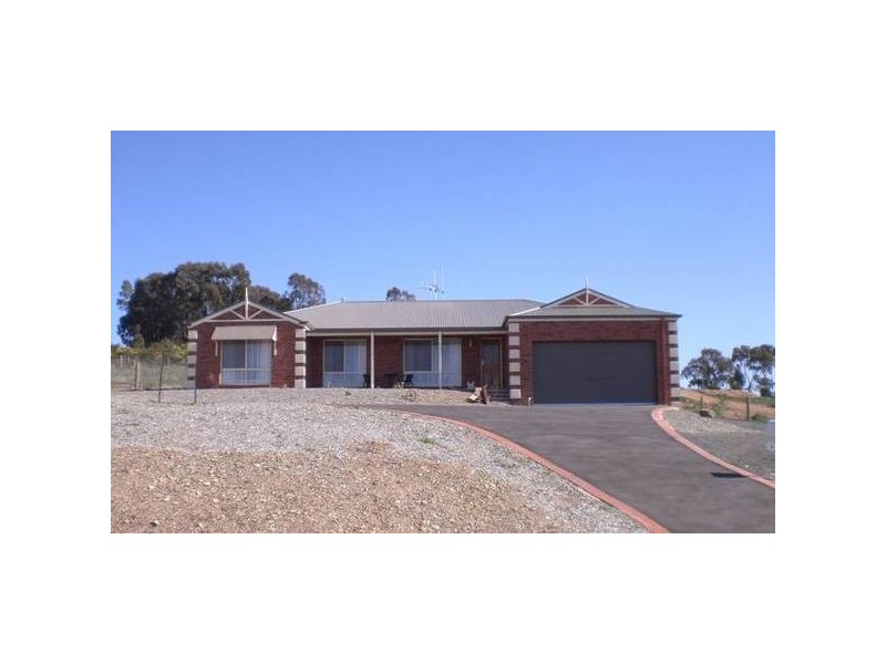 7 Kathleen Terrace, Maiden Gully VIC 3551