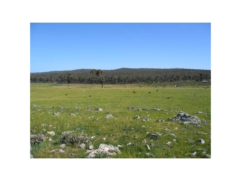 1 & 6 Three Hill Drive, Strathfieldsaye VIC 3551