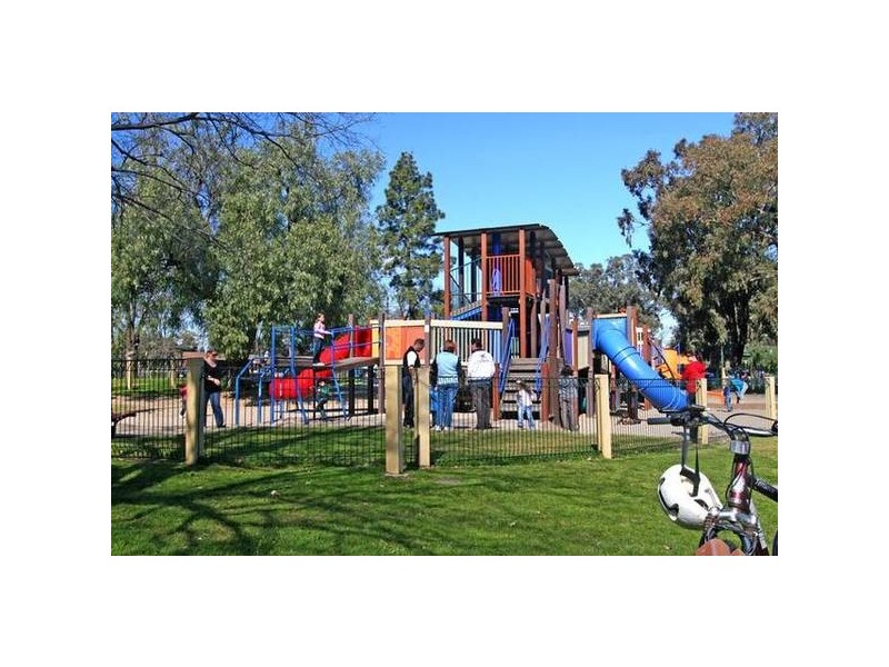 10 Wilkie Street, Bendigo VIC 3550