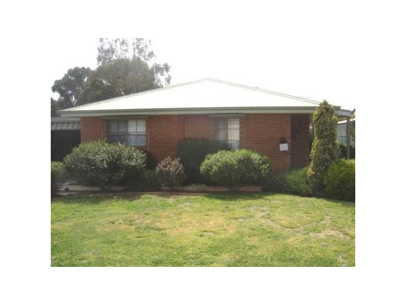 1/45 Averys Road, Eaglehawk VIC 3556