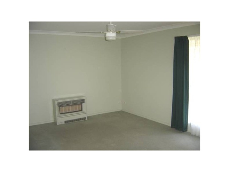 1/45 Averys Road, Eaglehawk VIC 3556