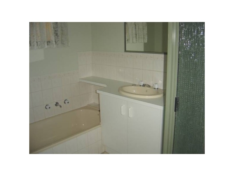 1/45 Averys Road, Eaglehawk VIC 3556