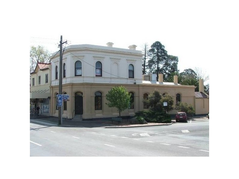 9 High Street, Eaglehawk VIC 3556