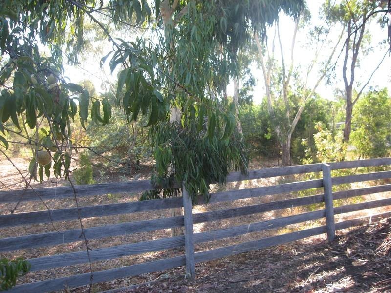 33 Specimen Hill Road, Golden Square VIC 3555