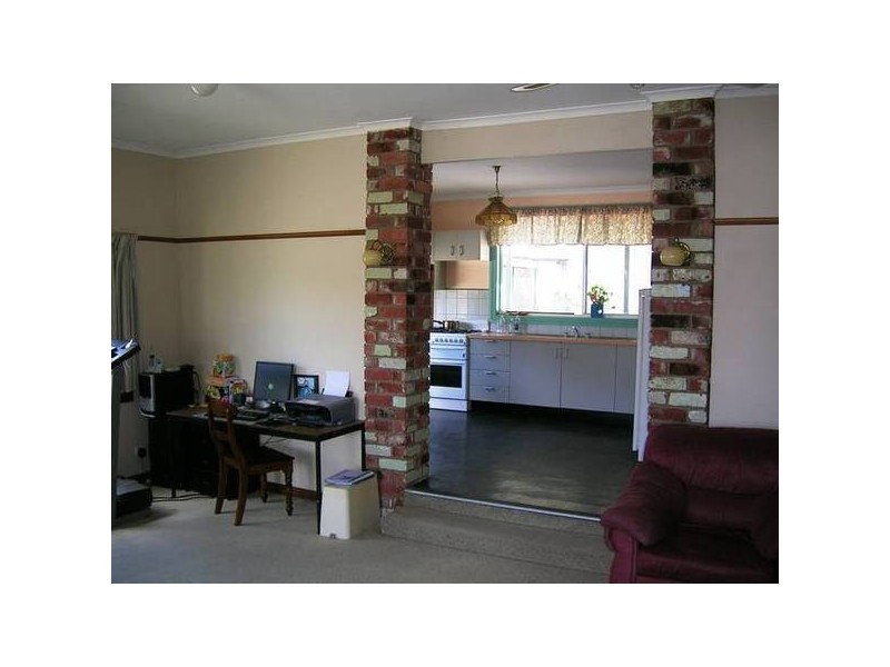 44 Adam Street, Golden Square VIC 3555