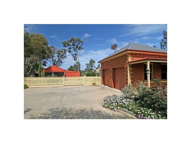 8 Woodlea Close, Strathfieldsaye VIC 3551