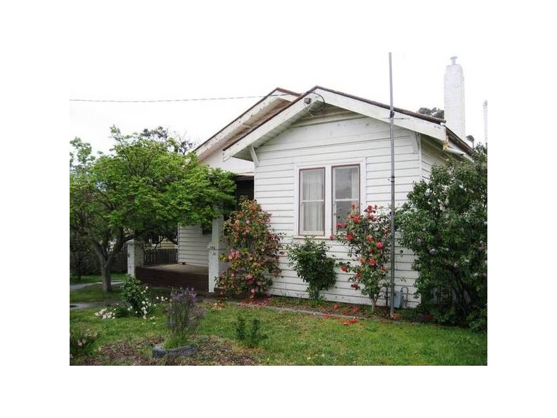 203 Eaglehawk Road, California Gully VIC 3556