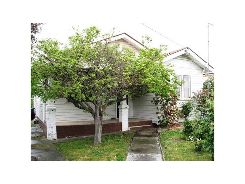 203 Eaglehawk Road, California Gully VIC 3556